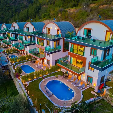 Luxury Villa *